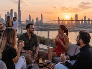 Rooftop Sunset Social in Dubai with @helahamdi