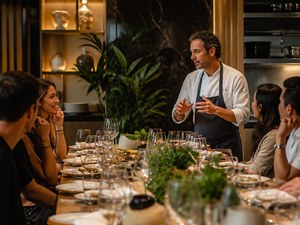Private Chef's Table Dinner in Dubai with @helahamdi